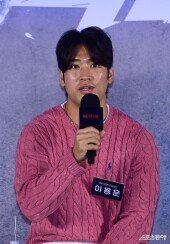 이용운, ‘최강럭비’로 인사드려요