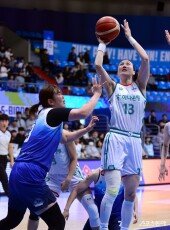 김정은 ‘가볍게 슛’