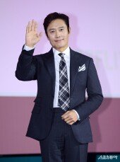 이병헌, 중우한 매력~