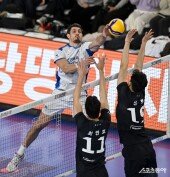 그로즈다노프 ‘빈 곳으로’