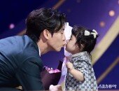 박찬호, 무장해제 시키는 딸과 뽀뽀