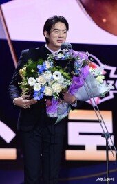 구자욱, 외야수 골든글러브 수상 소감