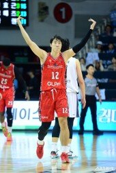 정효근 ‘다시 앞서가는 3점슛’