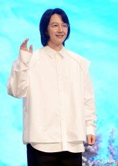 오랜만에 인사 드리는 윤상현