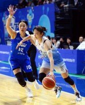 신지현, 골밑으로 돌파할테야~