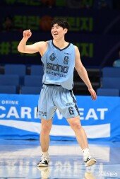 이정현 ‘슛 감각 좋고’