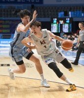 한희원 ‘수비 따돌리고’