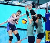 육서영, 공격 나한테 맡겨