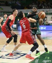 카터 ‘막아봐’