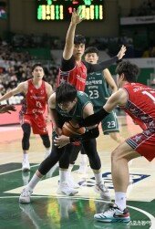 서민수 ‘루즈볼은 내 것’