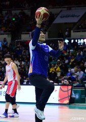 위성우 감독 ‘레이업 슛 성공~’