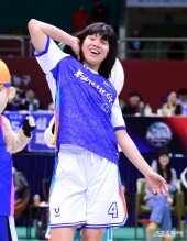 진안, 베스트 퍼포먼스 수상!