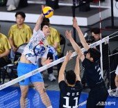 정한용, 강력한 공격