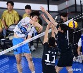 정한용, 블로커를 뚫고