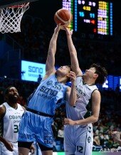 치열한 리바운드 다툼!