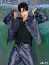 덱스 ‘강렬한 포스~’