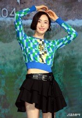 이다희 ‘눈부신 리본 하트~’