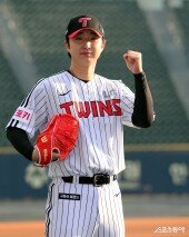 최채흥 ‘LG 유니폼 입고 영광 재현~’