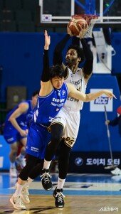 먼로, 반칙 아니야?