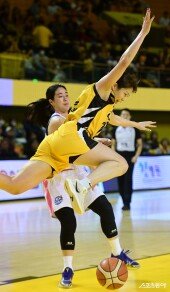 나가타 모에, U파울로 볼을 사라졌지만