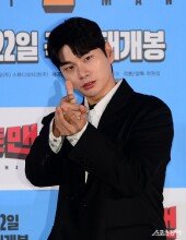 이이경 ‘국정원 차세대 히트맨~’