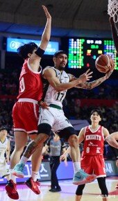 알바노, 기가 막힌 비하은드 백패스