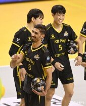 야쿱, KB손해보험 새로운 아시아쿼터