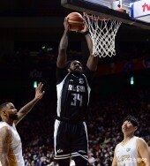 워니 ‘본고장 덩크슛~’