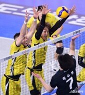 차영석, 눈 부릅 뜨고