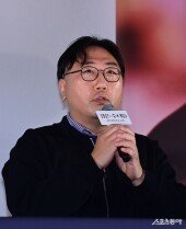 권혁재 감독, 너무 떨리네요