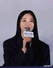 전여빈, ‘검은 수녀들’로 인사드려요