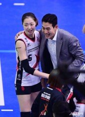 고희진 감독, (박)은진아 잘하고 있어