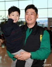 이원석, 붕어빵 아들 공개~