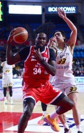 워니 ‘패스 좋았어’