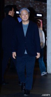 박찬욱 감독, 25주년 맞은 ‘공동경비구역JSA’