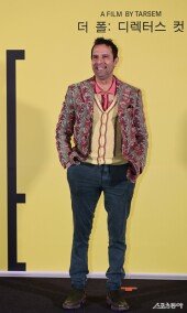 타셈 감독, 16년만에 재개봉한 ‘더폴: 디렉터스컷’
