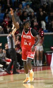 워니 ‘3점슛 성공’