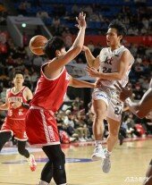 카굴랑안 ‘패스 받아’