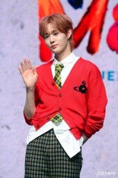 이븐 지윤서 ‘어깨깡패~’