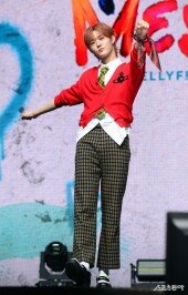 이븐 지윤서, 강렬한 레드~