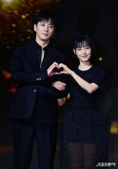 이준영-전소니, 전 연인 같은 분위기