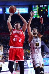 오세근 ‘골밑 슛’