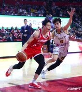 김선형 ‘골밑 돌파’