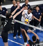 요스바니 ‘블로킹 보다 빠르게’