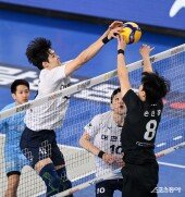 조재영 ‘넘겨야해’