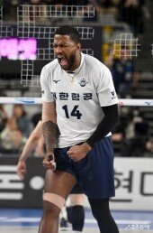 포효하는 요스바니