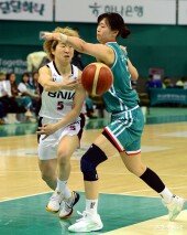 안혜지, 절묘한 패스~