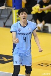 박진우 ‘주먹 불끈’