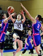 나가타 모에 ‘환상적인 슛~’