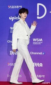 제로베이스원 장하오, 왕자님 그 자체